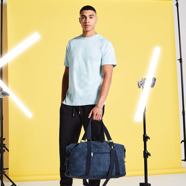 Vintage canvas weekender Thumbnail